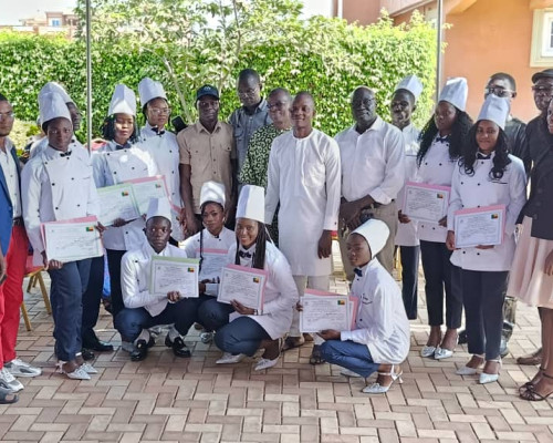 Hôtellerie et restauration à Parakou :Métropole Ecole libère 11 étudiants pour le marché de l’emploi